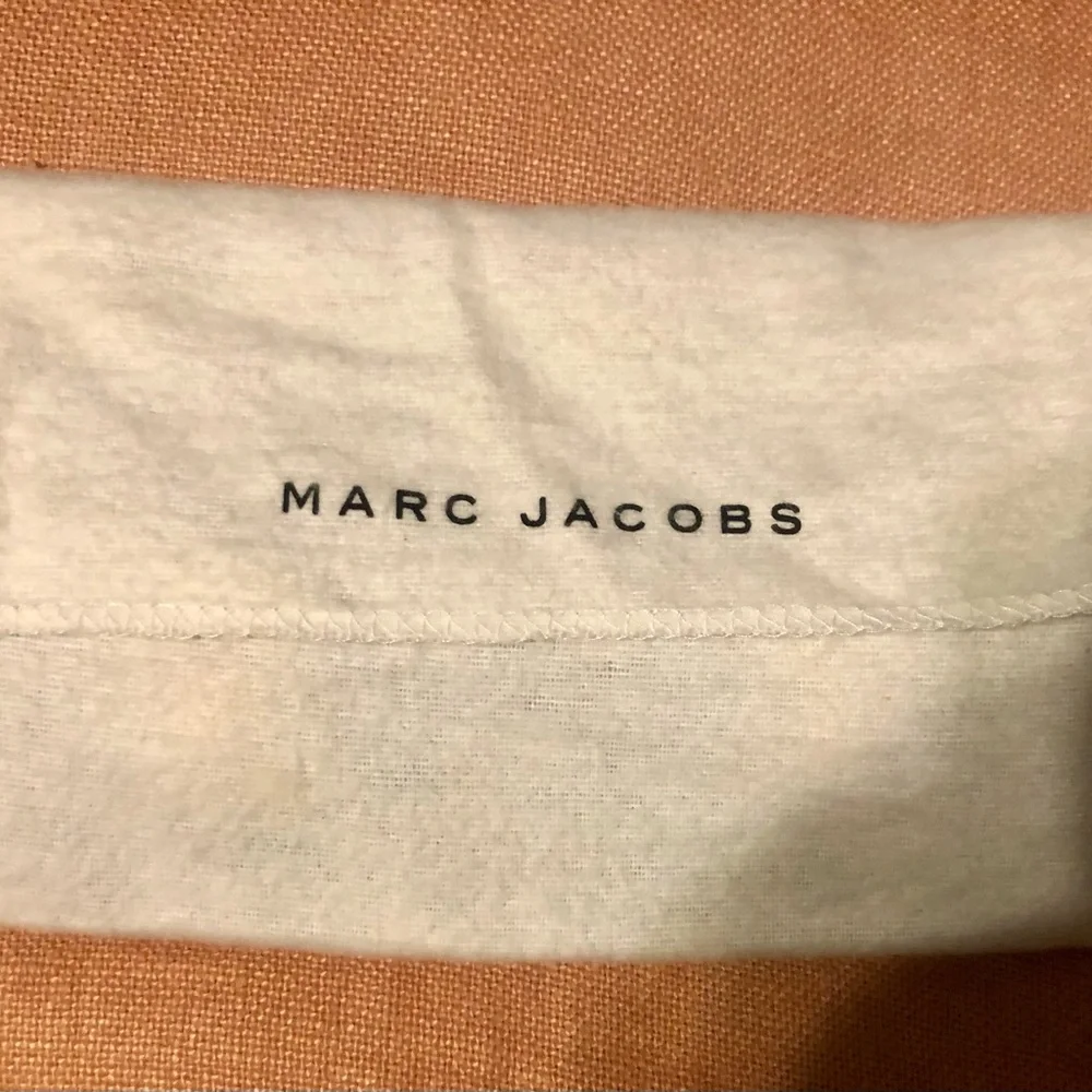 🌴🤩AUTHENTIC MARC JACOBS DESIGNER QUILTED LEATHER ZIP TOP GREEN WALLET😍 - Picture 2 of 16